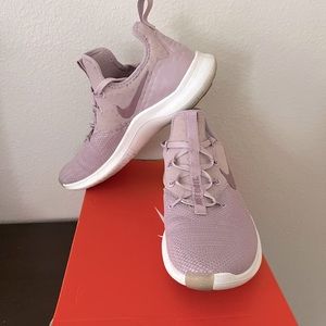 Nike Free TR 8 Shoes Womens Size 8 Plum Chalk Purple Athletic Sneakers EUC
